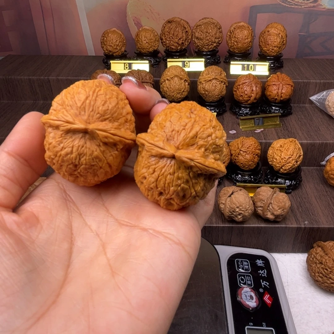 阿***V把件文玩核桃金丝绣球