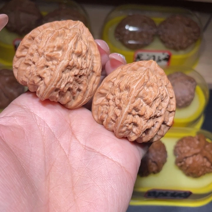 吊坠文玩核桃43三角白