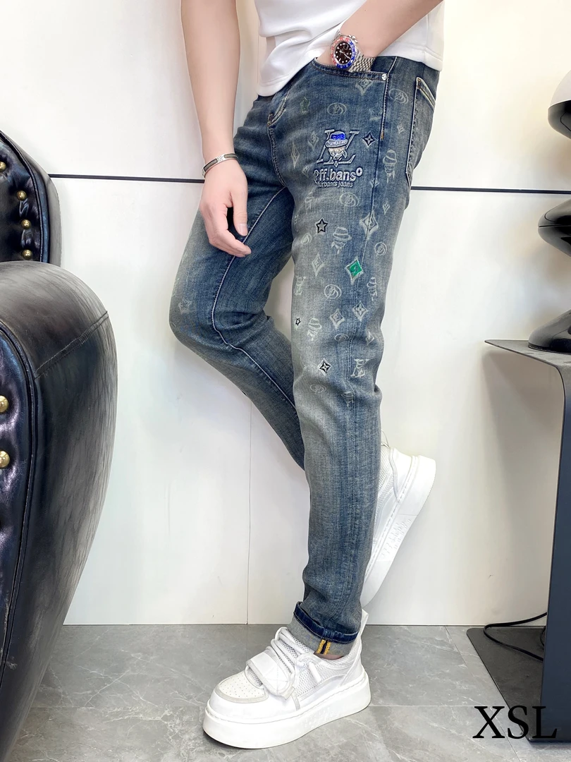 2025春季新款潮流牛仔裤直筒微小脚休闲时尚男28A206