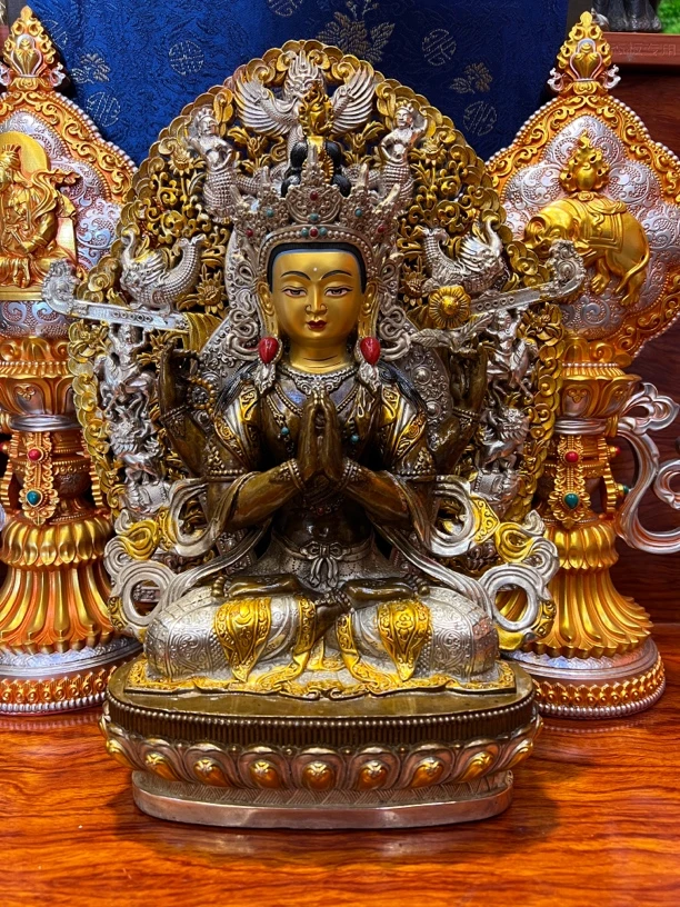 纯铜鎏金银精工四臂观音纯铜家用摆件