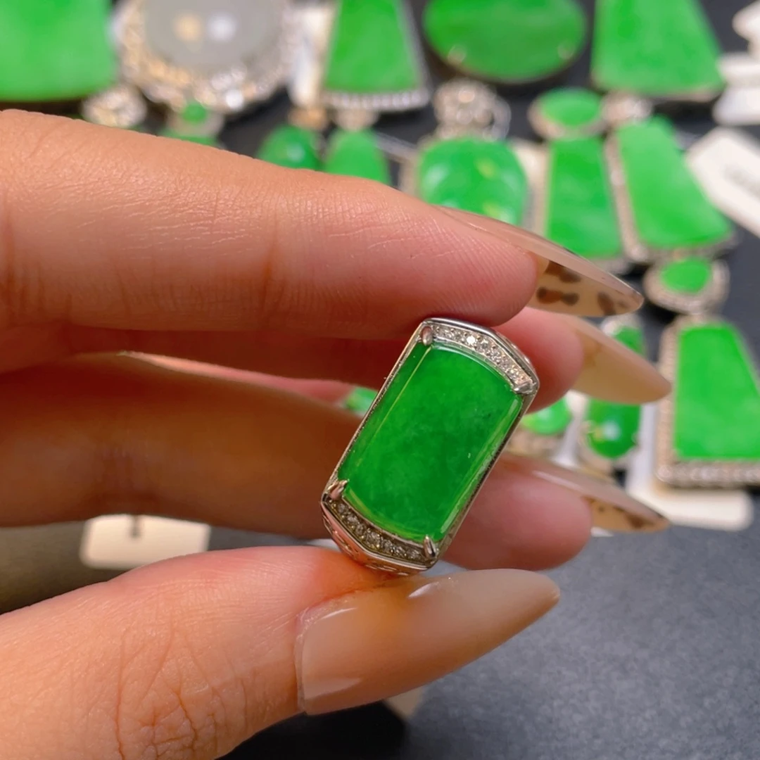 翡翠银S925镶嵌颈饰