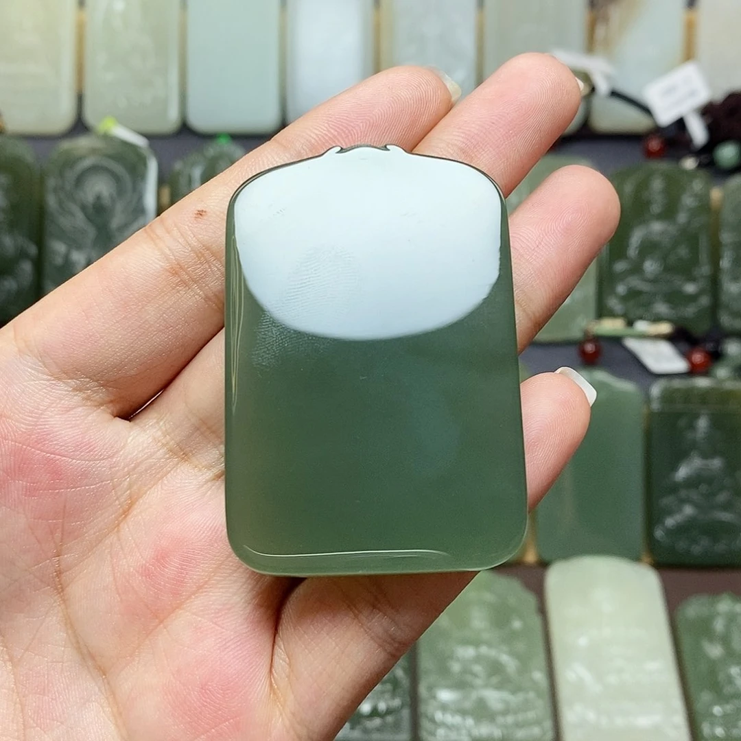 【闪购商品】颈饰未镶嵌和田玉