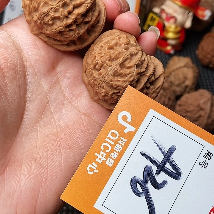 吊坠文玩核桃娃**哈宫灯全品