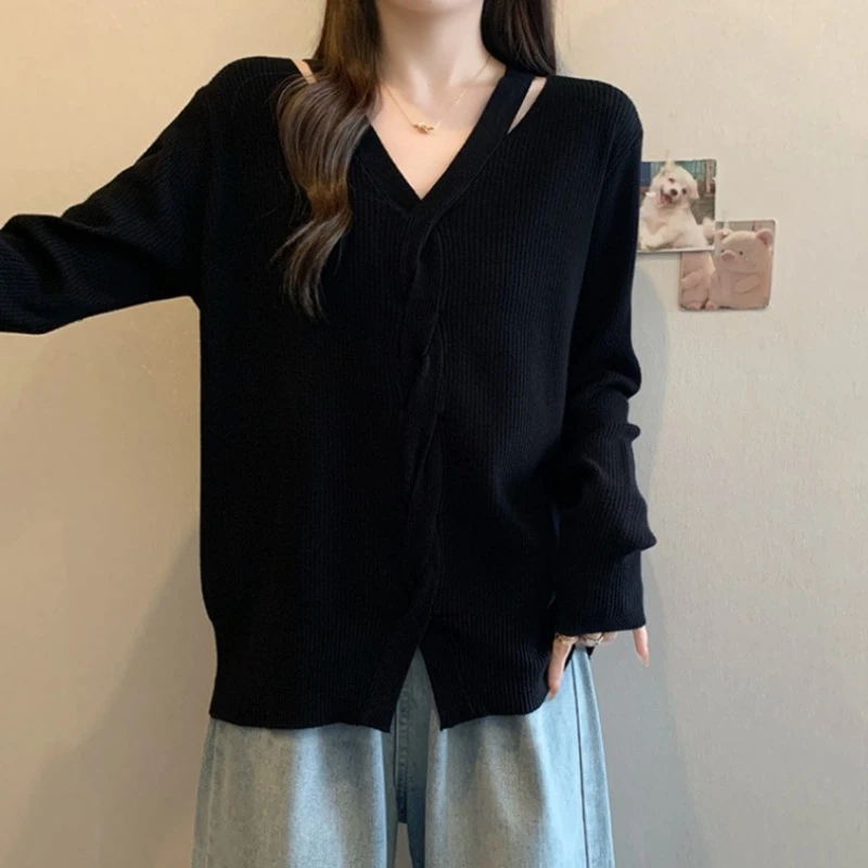 大码设计感镂空V领针织打底衫女春秋新款胖M宽松显瘦百搭洋气毛衣