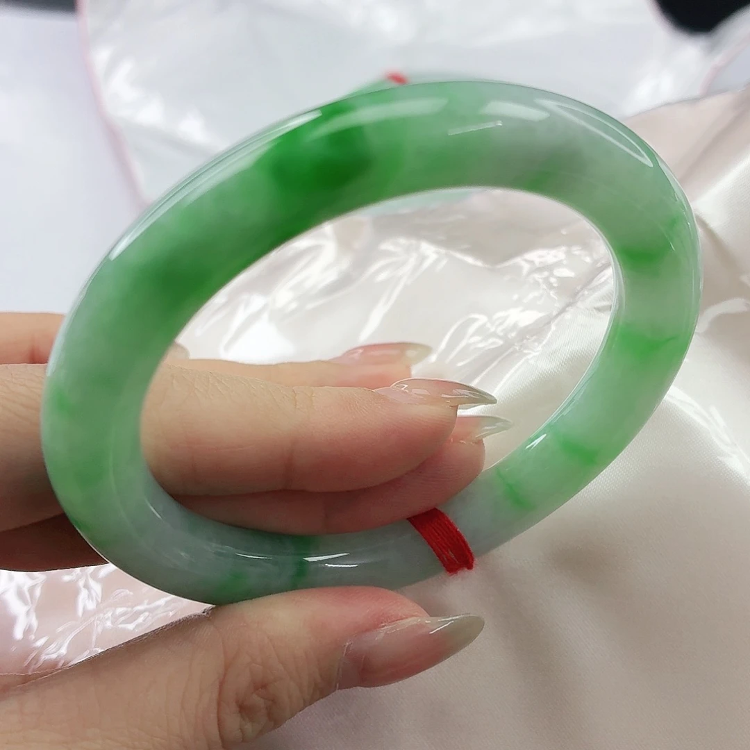 未镶嵌手镯翡翠，862