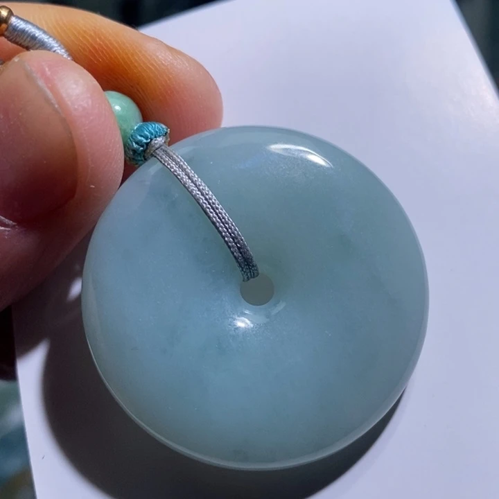 翡翠未镶嵌颈饰假一赔十