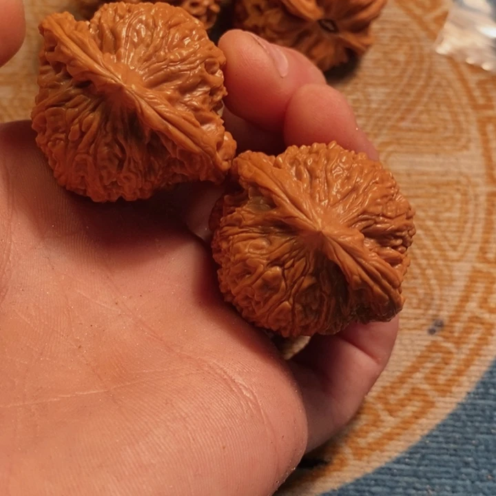 文玩核桃吊坠全品南疆40