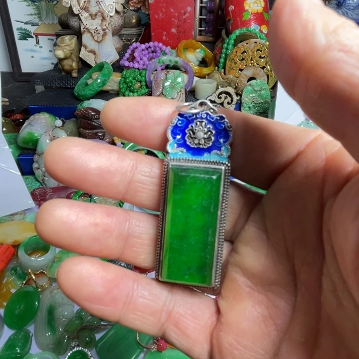 滴血莲花菩提吊坠