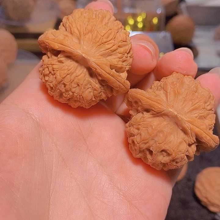 吊坠文玩核桃血麒麟