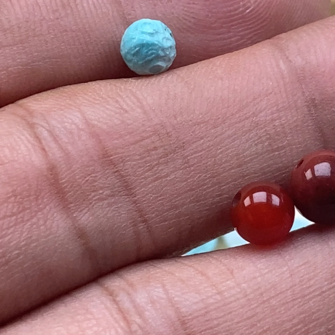 豆***妹未镶嵌南红玛瑙珠宝半成品