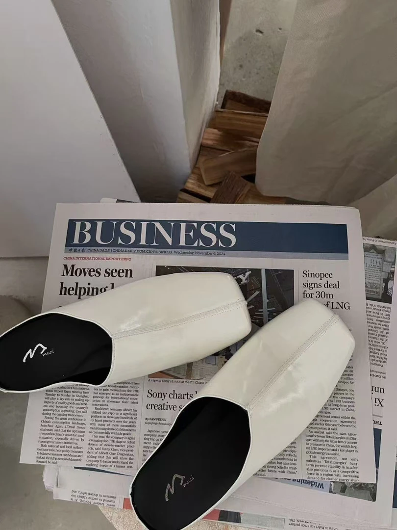 2025春夏新品极简方头高级包头拖鞋