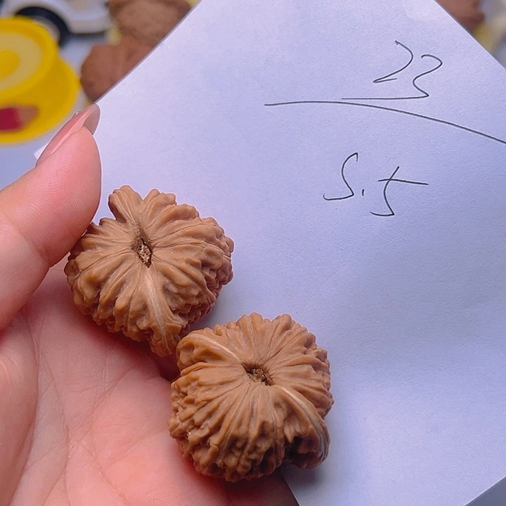 把件桃核S****1四座楼