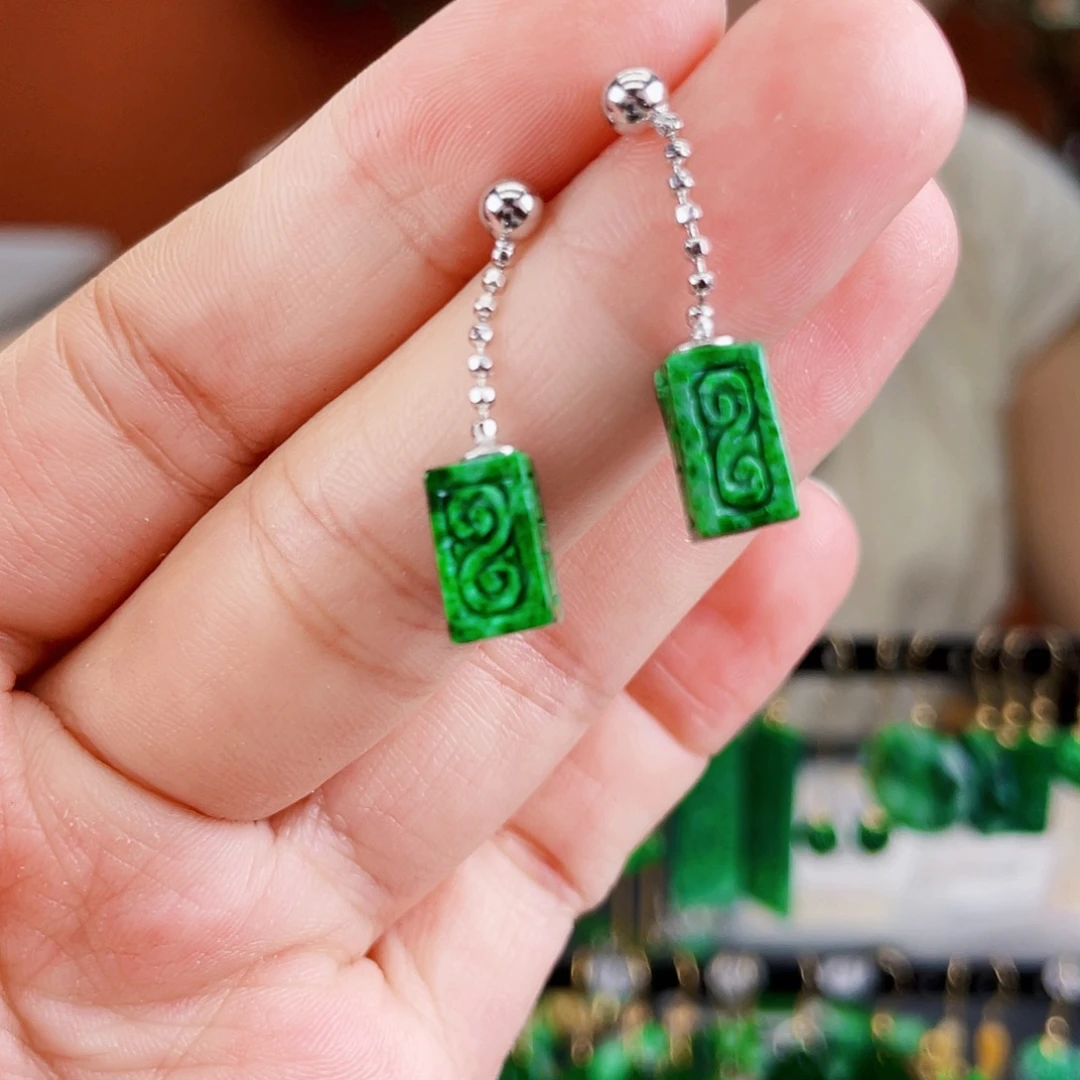 银S925镶嵌翡翠耳饰