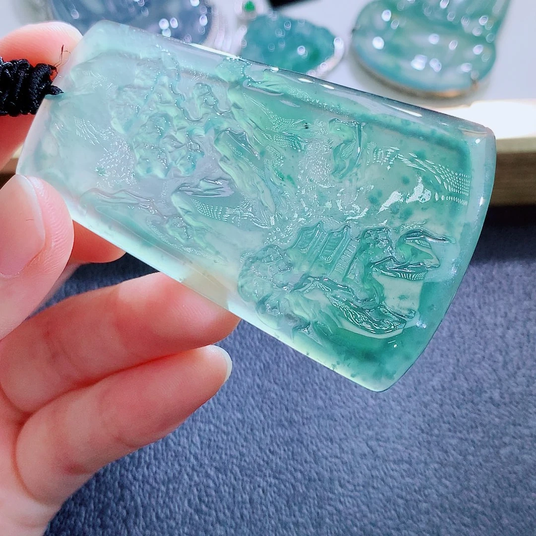 颈饰未镶嵌翡翠翡翠