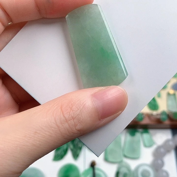 颈饰18K金镶嵌翡翠86325656778