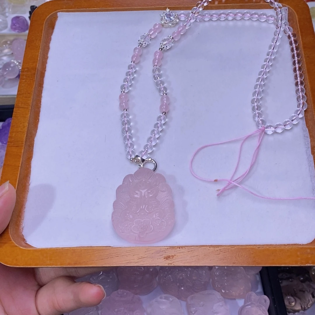 未镶嵌颈饰水晶粉水晶许愿狐吊坠 送链子