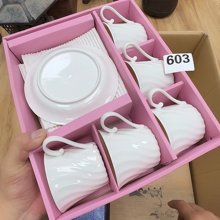 瓷片工艺品摆件瓷器摆件正能量
