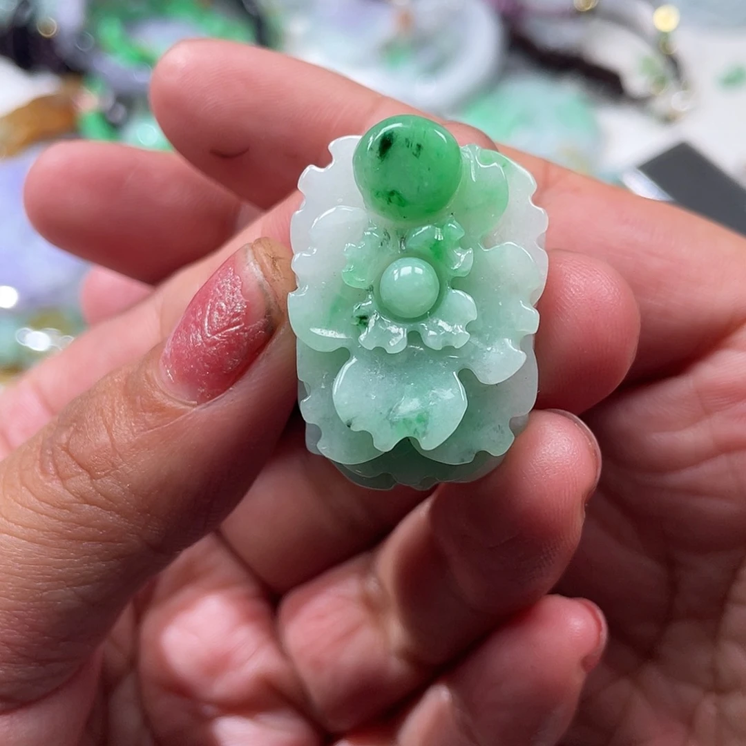 颈饰未镶嵌翡翠翡玉缘翡翠