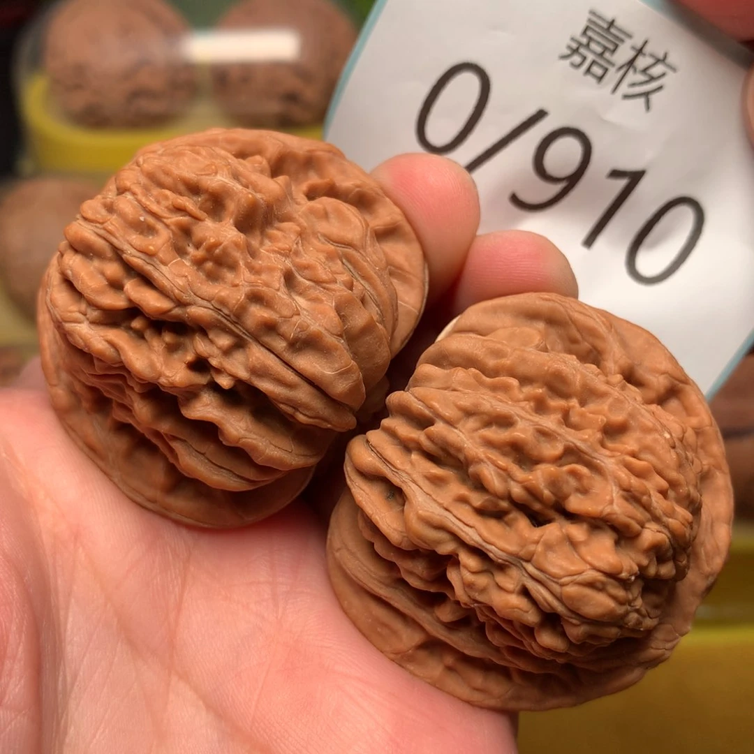 文玩核桃把件毕业汉高楼44