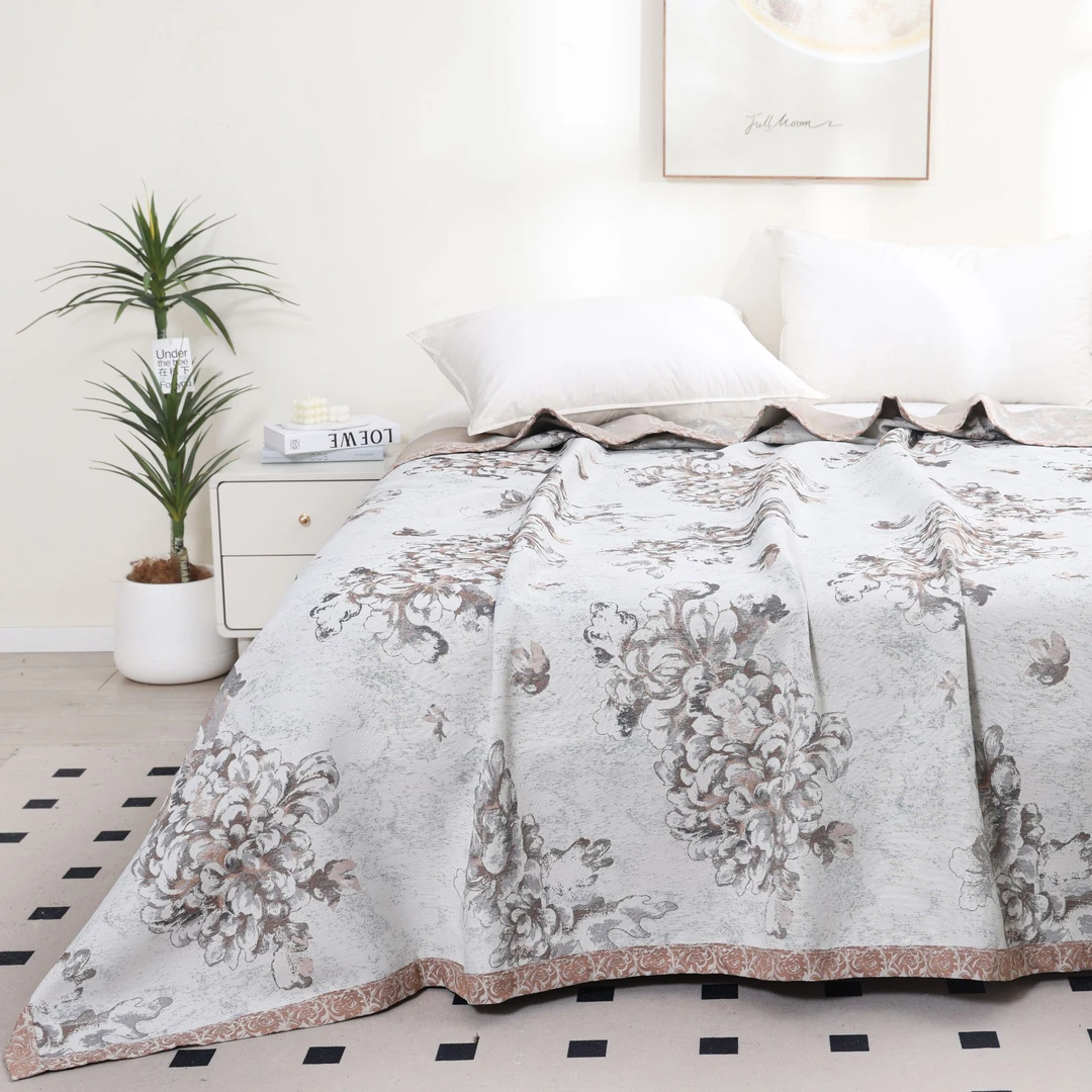 【新款 米绿花卉 220*240】蚕丝蛋白棉多功能铺盖毯凉席