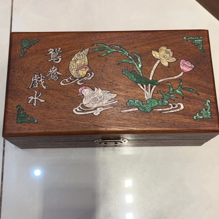 木鸳鸯戏水首饰盒