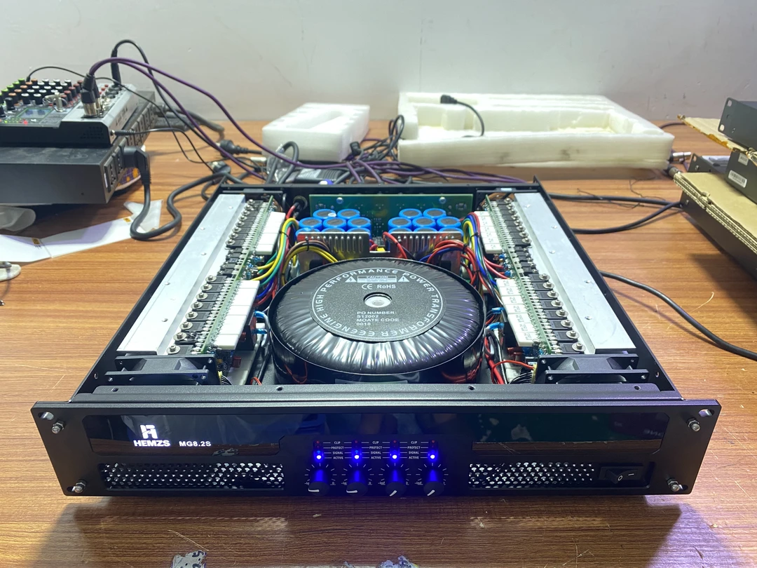 未拆封  HiFi专业纯后级大功率四通道舞台家用重低音功放机