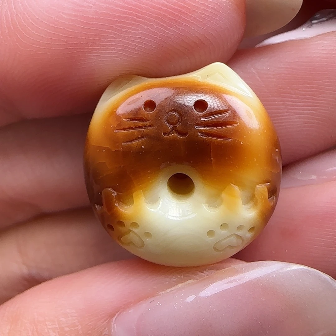 琥珀未镶嵌珠宝奇石糕*蜜蜡