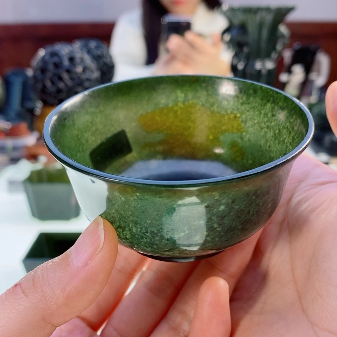 和田玉（青玉）挂件未镶嵌微瑕茶碗