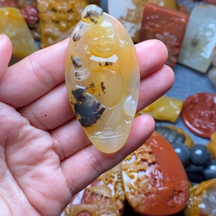 石英质玉（黄龙玉）合金颈饰