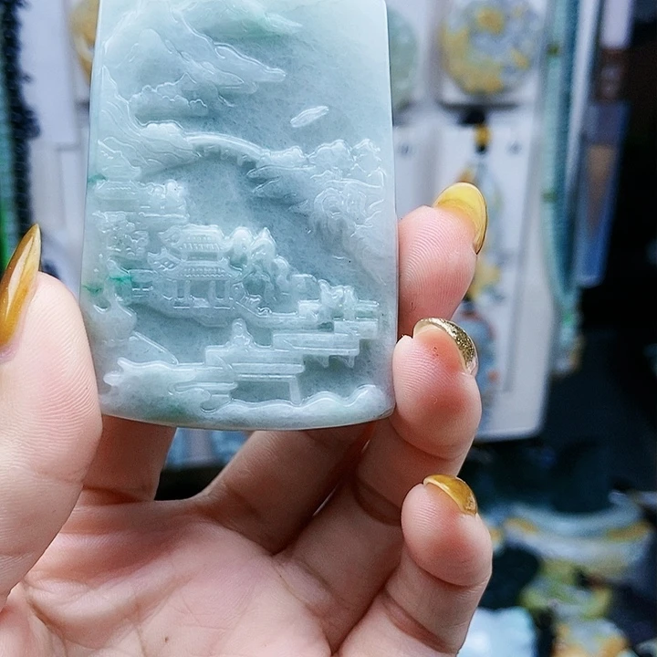 翡翠未镶嵌颈饰翡翠