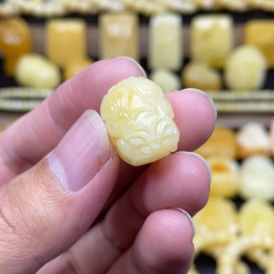 琥珀未镶嵌裸石琥珀蜜蜡