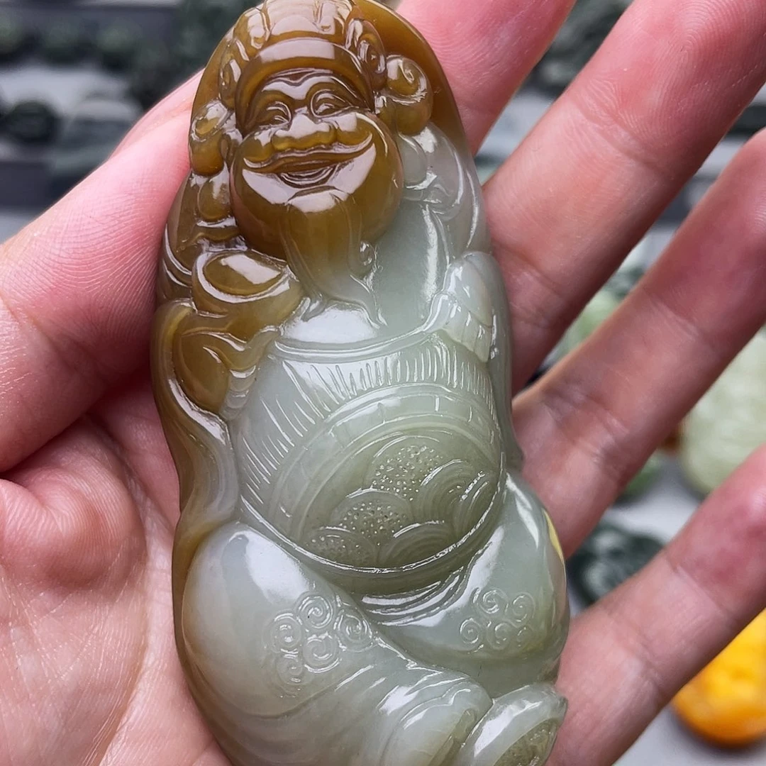 毛***仰颈饰未镶嵌和田玉