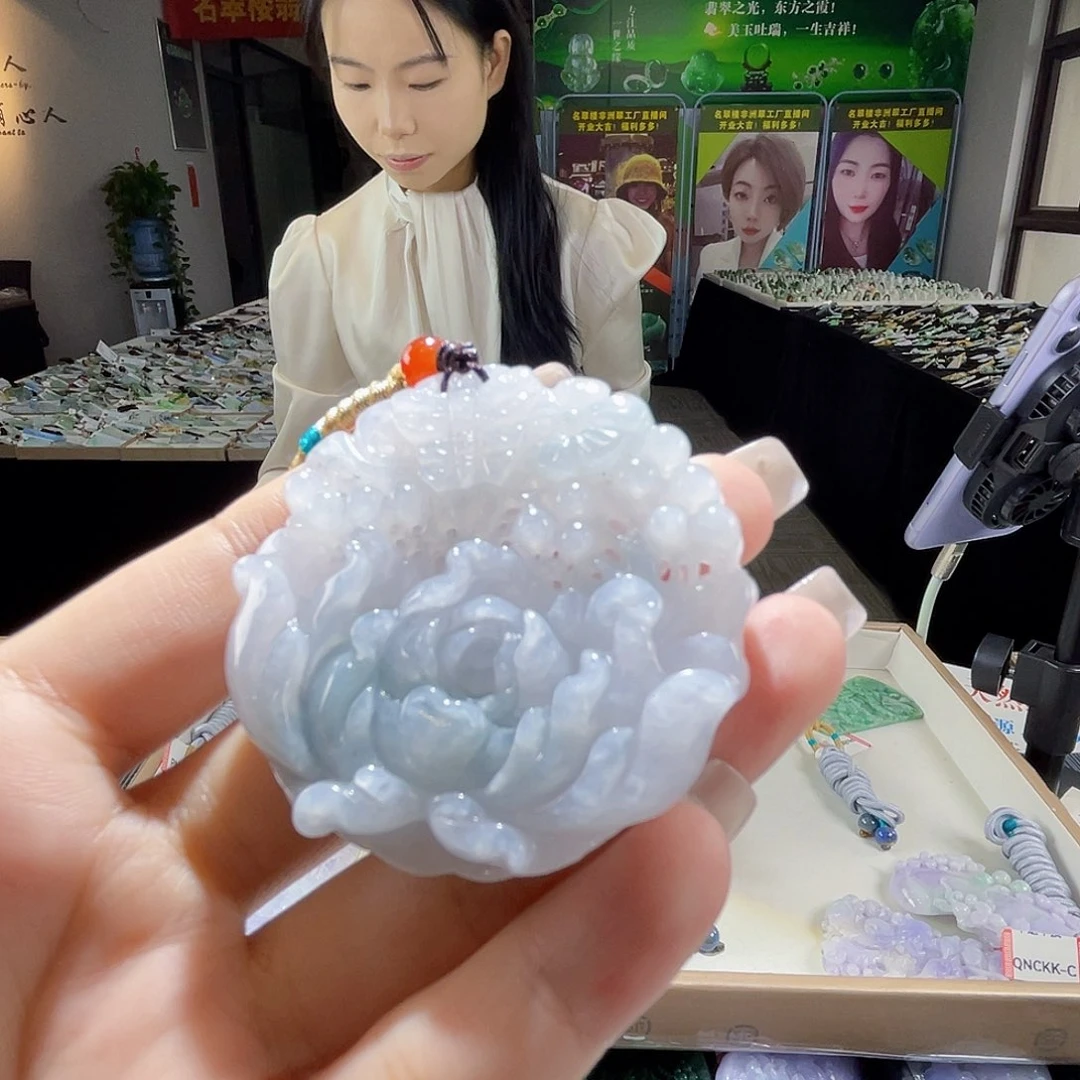 颈饰未镶嵌翡翠一