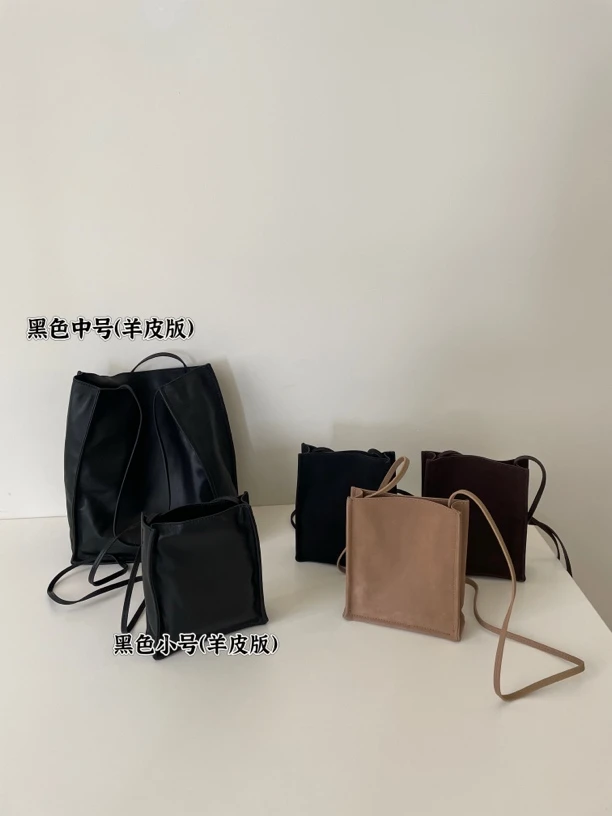 【王小姐】高品质 胎牛斜挎包 手机包