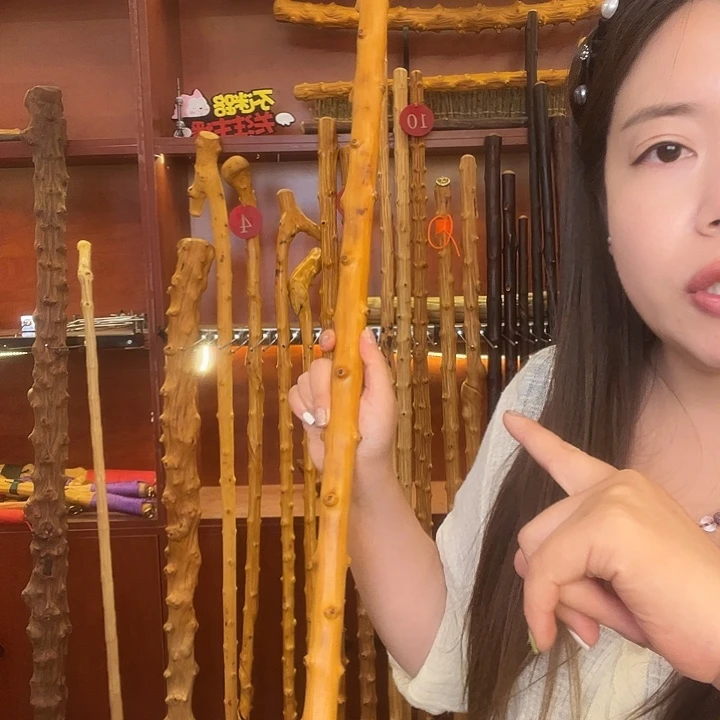 岳***强木棍啊哈哈哈哈哈哈哈哈