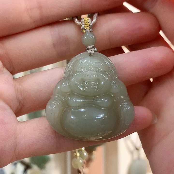 和田玉未镶嵌颈饰十*?
