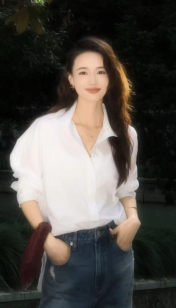 L'U'R/YI'YAO【白色公式】法式时尚休闲设计气质百搭老钱衬衫10465