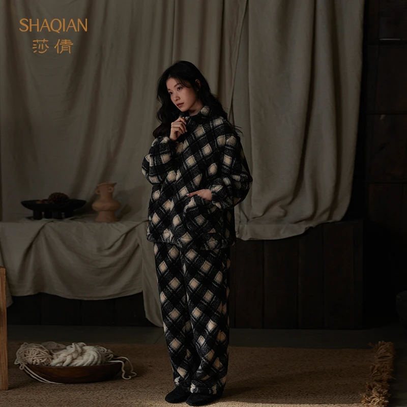 莎倩秋冬季新款喜肤绒保暖睡衣女拉链立领加厚珊瑚绒可外穿家居服