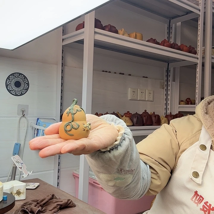 段泥茶案喷水茶宠