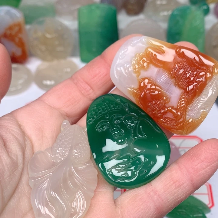 玛瑙/玉髓颈饰未镶嵌小**~