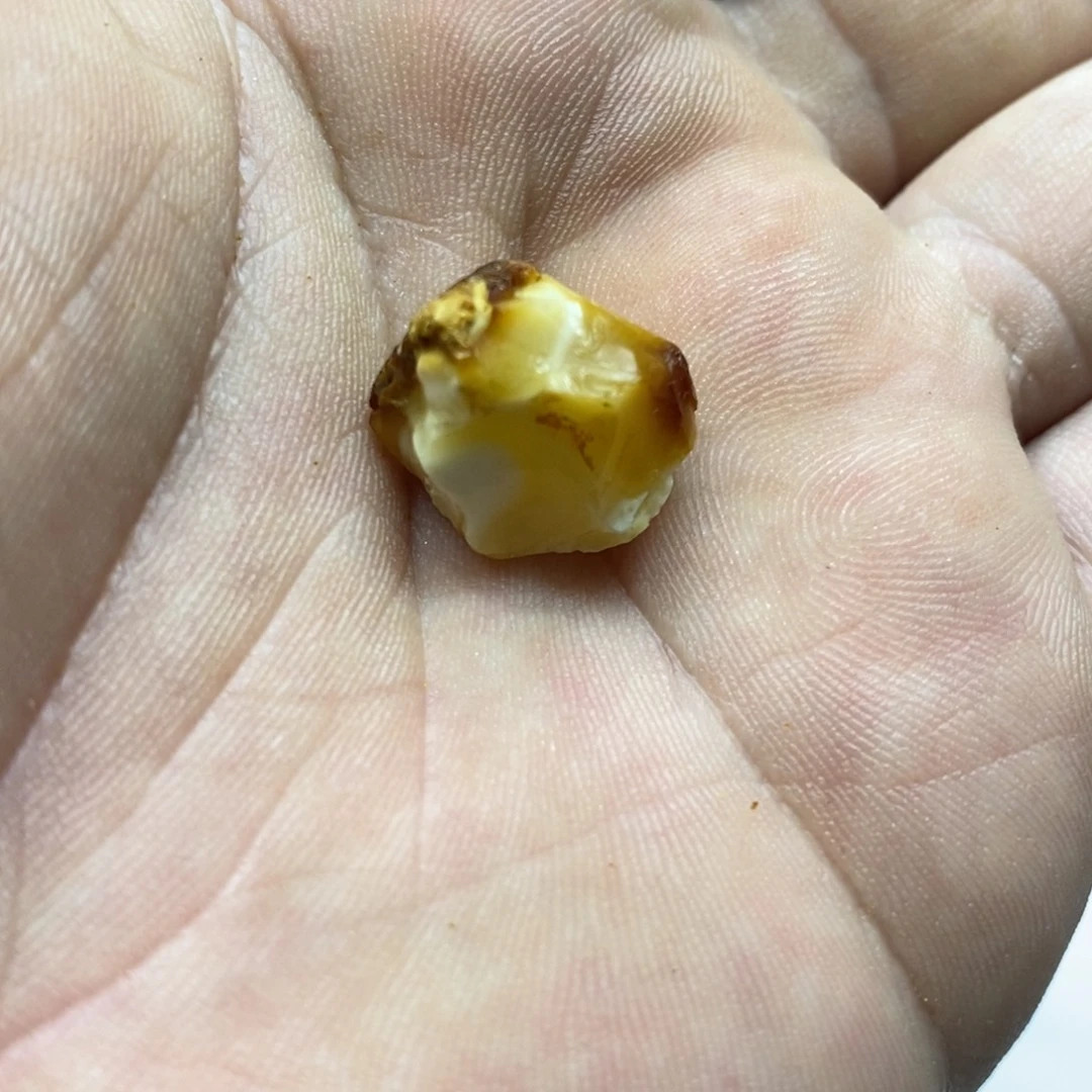 琥珀裸石未镶嵌蜜蜡原石定制