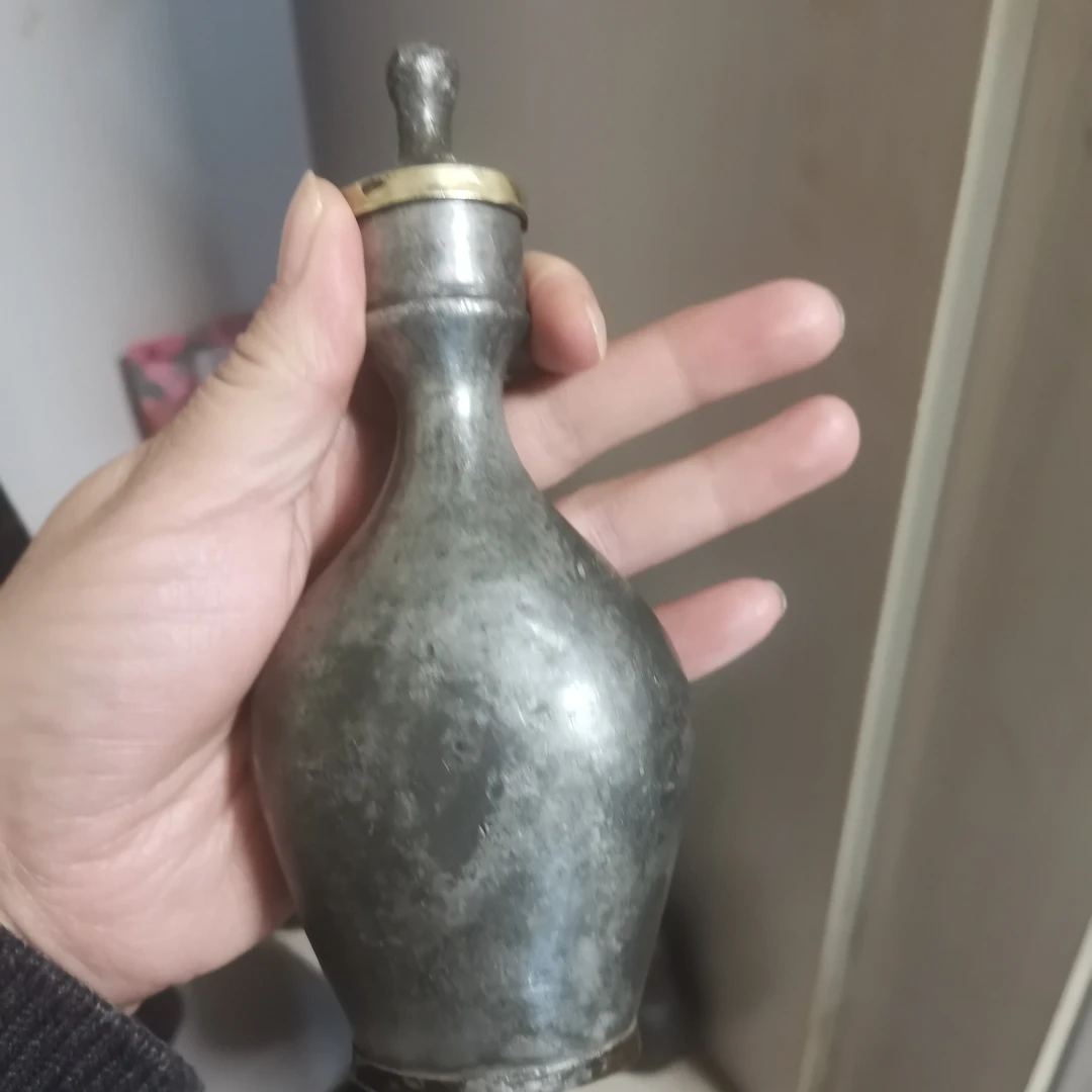 一件铜摆件，商品如图
