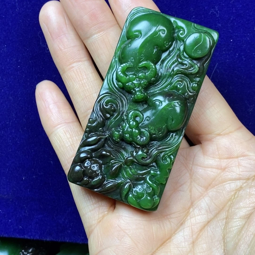 和田玉未镶嵌挂件