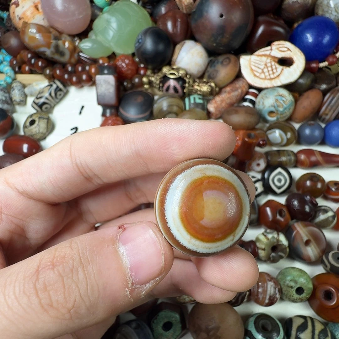 玛瑙/玉髓未镶嵌纯天然玛瑙珠子