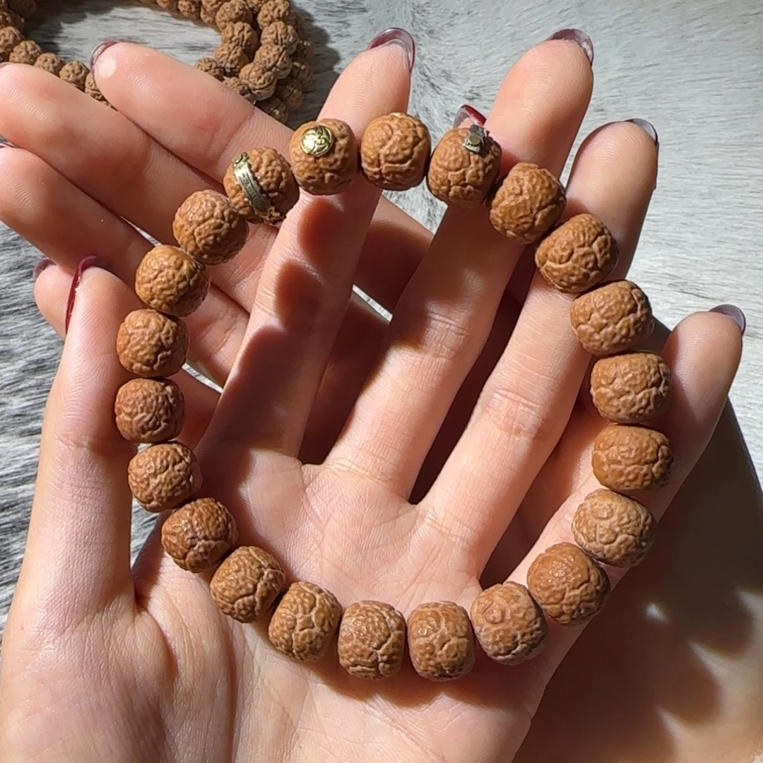 吊坠猴头核桃饕餮猴头雕刻11mm