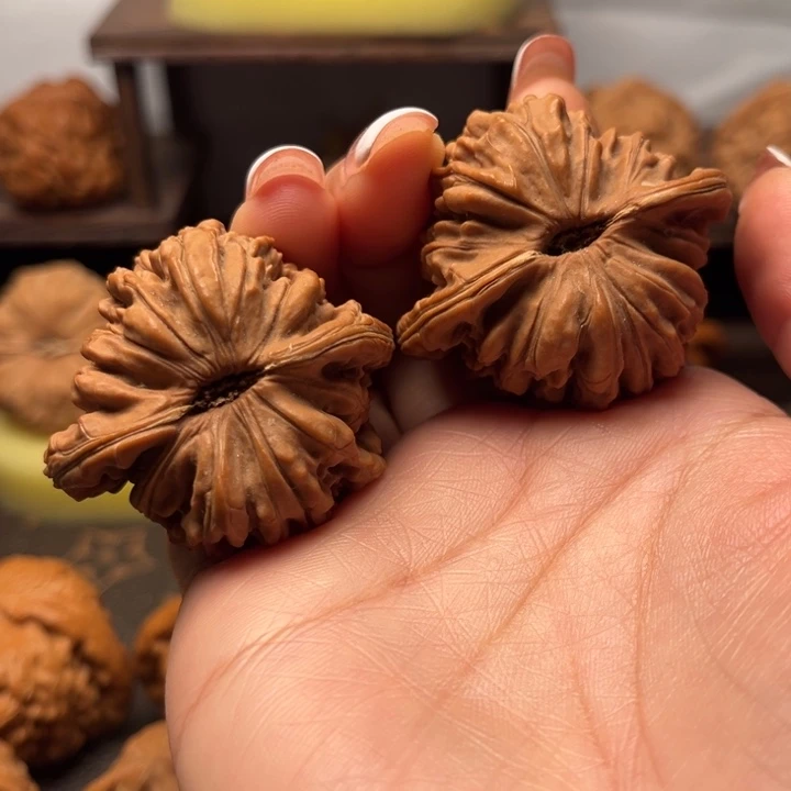 桃核吊坠四座楼43