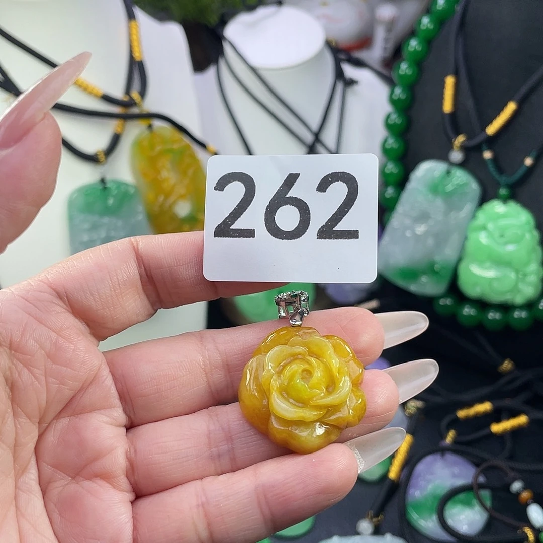 吊坠(赠链)未镶嵌翡翠
