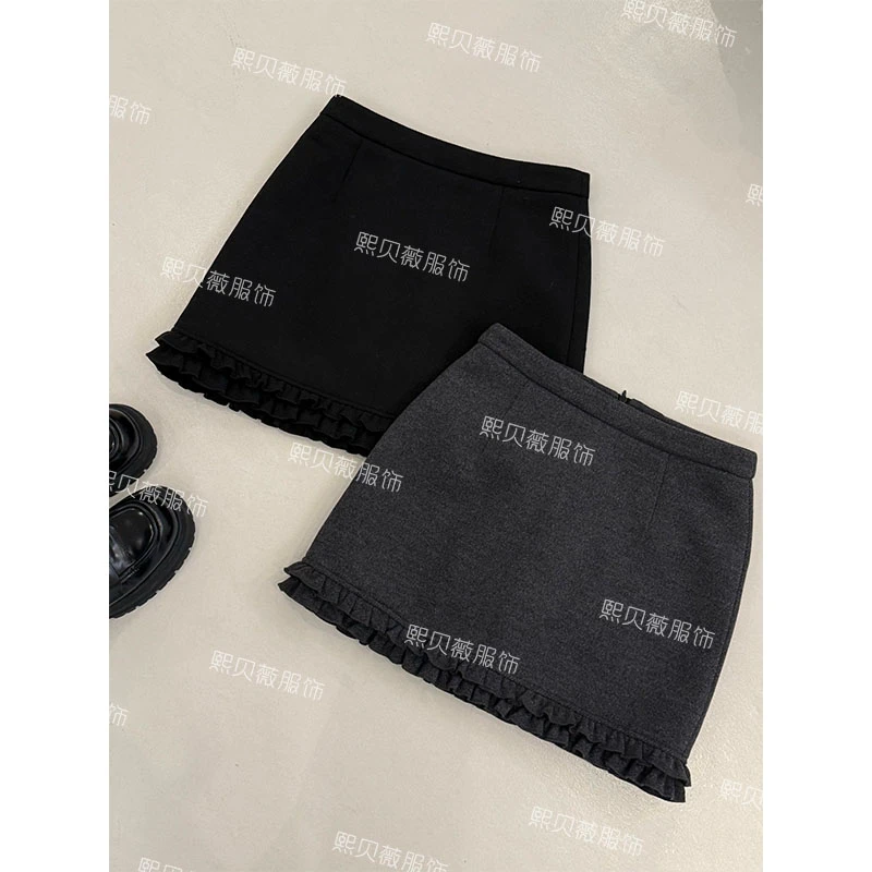 熙贝薇8 学院风花苞拼接A字短裙木耳边背后隐形拉链半身裙 D8938