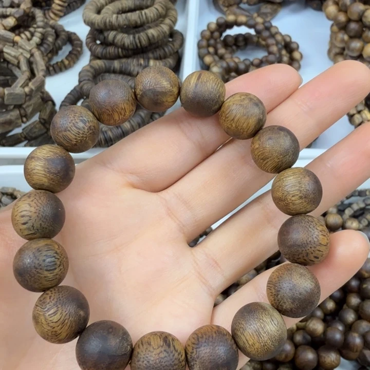 沉香手串沉香绿奇楠圆珠卡十三 九九分节油 15