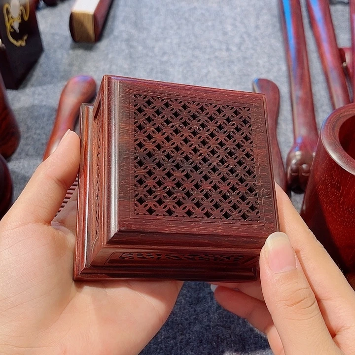 檀香紫檀（小叶紫檀）香盒